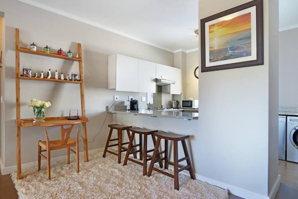 Penguin Haven . Luxury 2 Bedroom, Boulders Beach. كيب تاون المظهر الخارجي الصورة